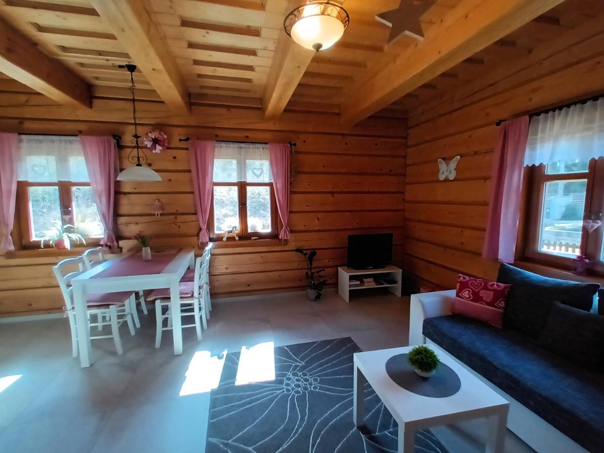 Apartmány u vlčích jam Petrowitz Exteriér fotografie